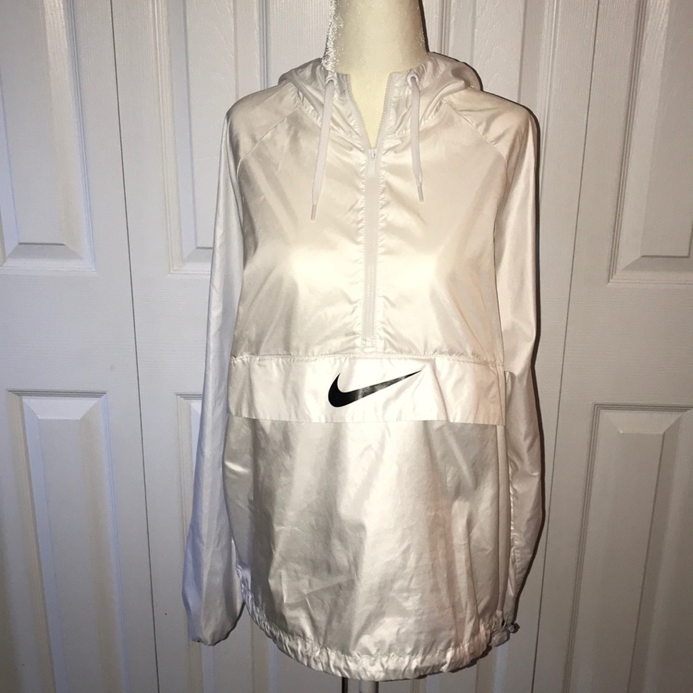 Nike White Half Zip- only worn a few times